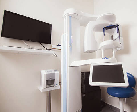 Le scanner dentaire dans le cabinet du Dr. MIMOUNE